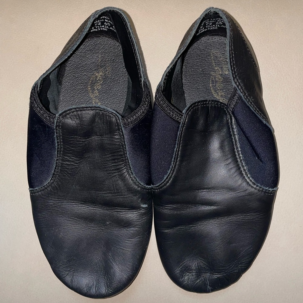 Capezio E-Series Jazz Dance Slip-On (EJ2) - Black Leather - Size 6M Adult